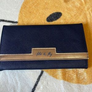 Airport Organizer Wallet
